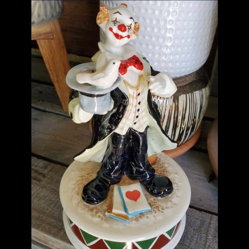 Vintage Schmid Company Ceramic Clown Music Box
